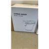 Image 3 : CITRUS JUICER, ELECTRIC KETTLE, AND ULTRASONIC HUMIDIFIER  -  AMAZON RETURN, UNTESTED ITEMS