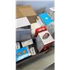 Image 8 : 2 BOXES OF AMAZON OVERSTOCK ITEMS