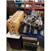 Image 1 : 40 BOTTLE WINE RACK AND 4 LADIES VESTS