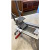 Image 2 : COMMERCIAL ONION SLICER