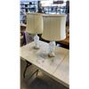 Image 1 : PAIR OF PORCELAIN TABLE LAMPS