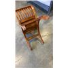 Image 3 : COLONIAL WINDOW BENCH