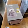 Image 3 : 4 NEW DAPOWER SOAP DISPENSING PALM SCRUBBERS RETAIL $100