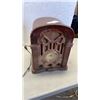 Image 2 : VINTAGE THOMAS COLLECTORS EDITION RADIO WORKING