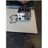 Image 1 : CUISINART METAL CLASSIC STAINLESS 4 SLICE TOASTER IN STORE DEMO TESTED AND WORKING - RETAIL $139