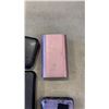 Image 9 : LOT OF 9 LOST PROPERTY POWER BANKS