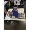 Image 1 : LOT OF SPORTS ILLUSTRATED MAGAZINES AND HOCKEY CARDS