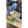 Image 1 : LOT OF COLLECTIBLE HAND PAINTED PORCELAIN AND MORE