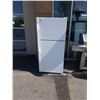Image 1 : KENMORE SPECIAL EDITION WHITE FRIDGE AND FREEZER