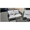 Image 2 : 3 PC RATTAN PATIO SET INCLUDING GLASSTOP SIDE TABLE