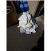 Image 2 : LOT OF PICNICKING SUPPLIES