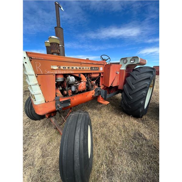 1950 Cockshutt Tractor 540pto - Runs But needs a tow start