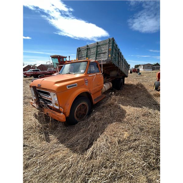 Chev 60, single axle, running
