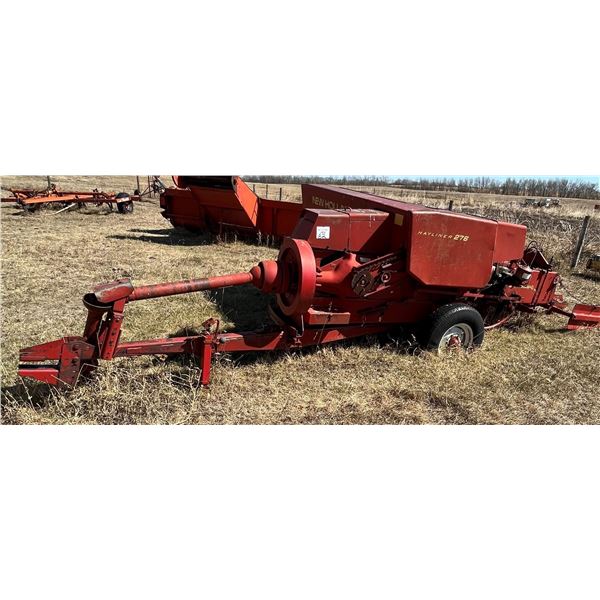 276 New Holland Hayliner c/w bale turner
