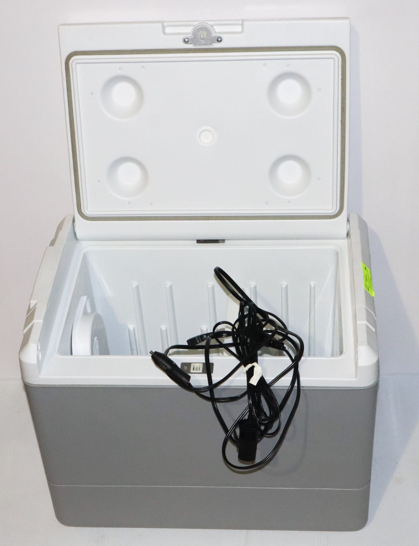 COLEMAN COOLER MODEL 5640 VERSATILE HOT/COLD