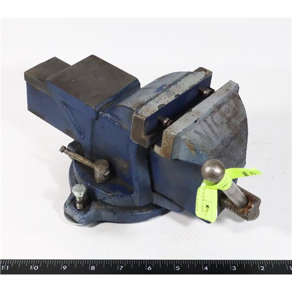 BLUE 4" SWIVEL BENCH VICE (NO JAWS)