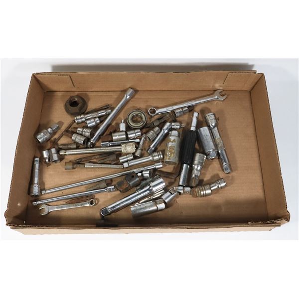 FLAT OF ASSORTED MECHANICS TOOLS INCLUDING