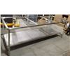 Image 1 : COMMERCIAL GRADE STAINLESS STEEL TABLE (NO TOP)