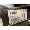 Image 3 : Vigo Single Handle Kitchen Faucet Matte Black