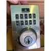Image 3 : Weiser Camino Smart Lock Electronic Exterior Door Set