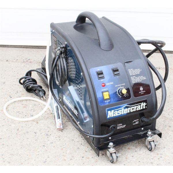 MASTERCRAFT MIG & FLUX CORE WIRE FEED WELDER