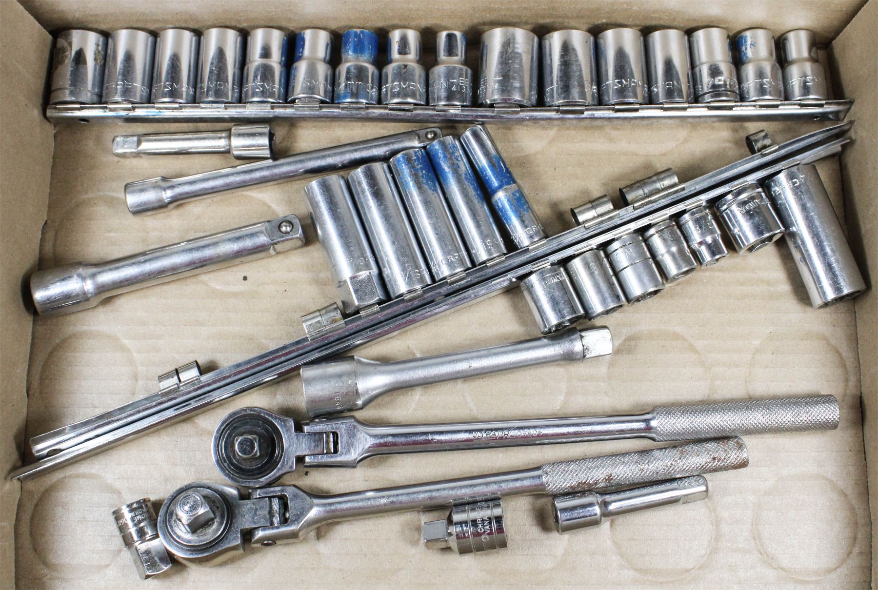 LOT OF ASSORT. RATCHETS & SOCKETS