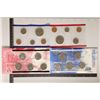 Image 1 : 1999 US MINT SET (UNC) P/D (WITH ENVELOPE)