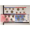 Image 2 : 1999 US MINT SET (UNC) P/D (WITH ENVELOPE)