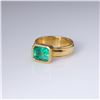 Image 2 : Heavy 18K Yellow Gold & Columbian Emerald Ring