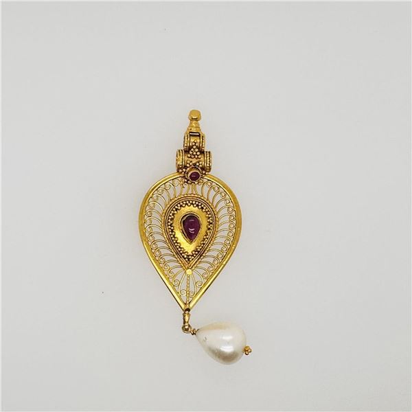 Vintage Indian 18k Yellow Gold Filigree Pendant with Rubies & Natural Pearl
