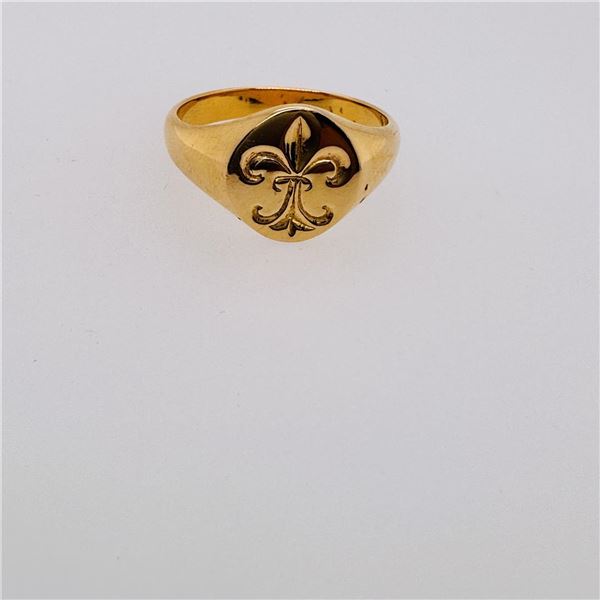 Vintage 18K Yellow Gold Ring with Engraved Fleur de Lis