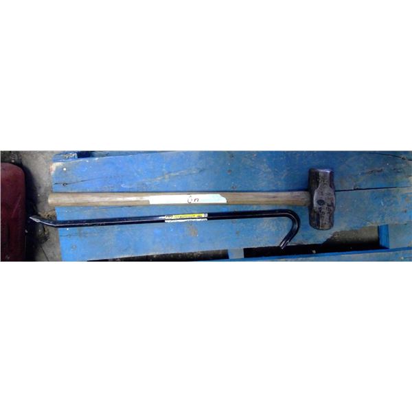 Post maul and pry bar