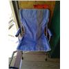 Image 2 : 4 camping chairs