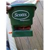 Image 4 : Scott's handy seeder and downspout extension