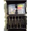 Image 3 : 3 sets of hangers and tool kit