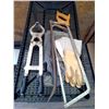 Image 1 : Meat saw, welding gloves, (2), crowbar and Burdizzo tool