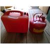 Image 2 : 2 gas cans ( 23l and ?)