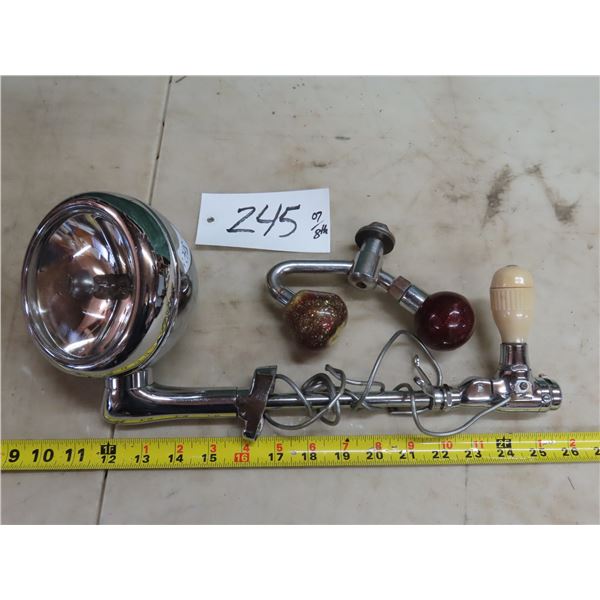 Perfection sealed beam light with swivel handle (Model: S80) + "Mac" Handle