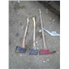 Image 1 : 2 axes and 1 pulaski ( fire jumper axe)