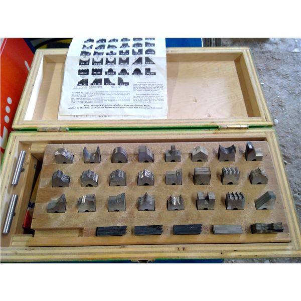 Nice Richards Moulding cutter set
