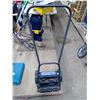 Image 1 : Push lawn mower