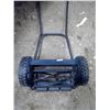 Image 3 : Push lawn mower