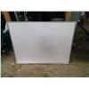Image 1 : 48 X 36 " shop white board