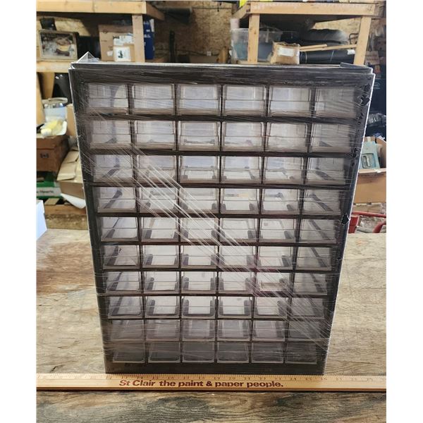 Plastic nuts and bolts organizer