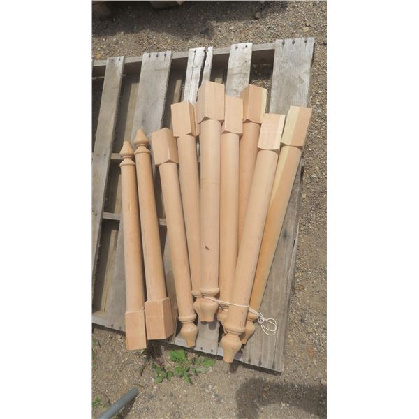lot of table legs/dowels