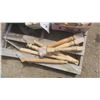 Image 2 : lot of dowels/poles and accents