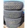 Image 4 : Set of 4 Goodyear tires 195/65R15 91T - Ultragrip winter