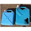 Image 3 : 4 water jugs