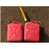 Image 2 : 5 small-medium size gas cans + gas pump nozzle