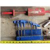 Image 3 : Dent-Puller with assorted wrenches
